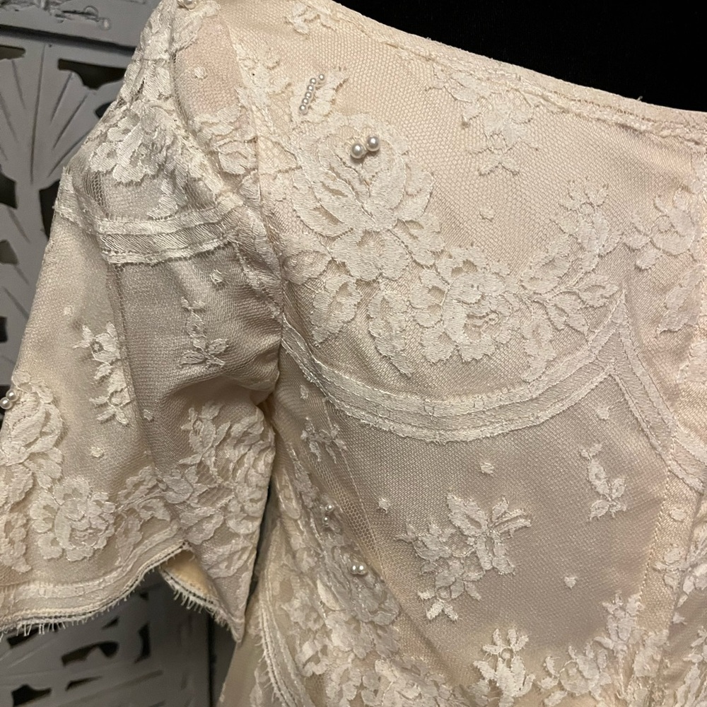 VINTAGE WILLIAM CAHILL BEVERLY HILLS RARE CHANTILLY LACE IVORY WEDDING DRESS - Picture 9 of 12